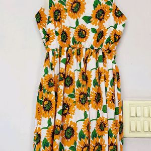 berrylush Sunflower dress 🌻