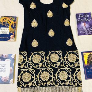 Black Embroidered Kurta ( Women )