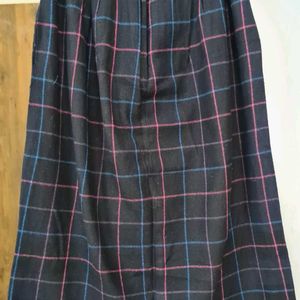 Black Warm English Skirt with Multicolored Checks