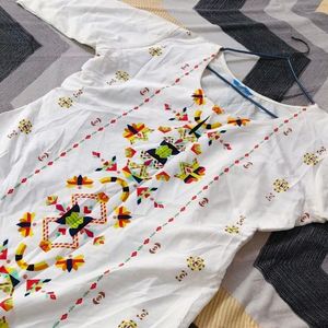 Beutiful White Kurti