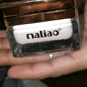 Colour Changeing Foundation