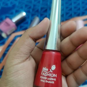 Combo nail Polish(Buy3 Get 2 Free)