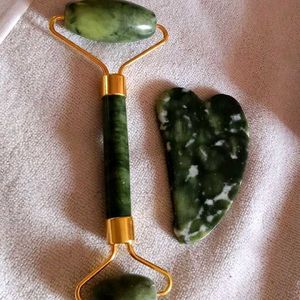 Gua Sha And Jade Roller 1 Set