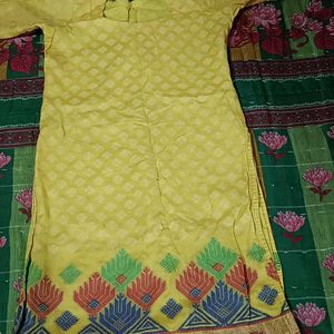 I Am Selling A Kurta