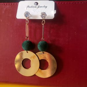 dangler earring