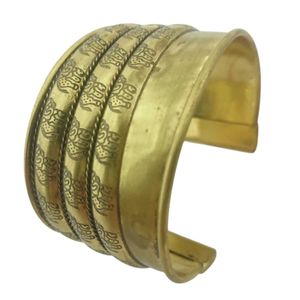 Beautiful Antique Hand Cuff