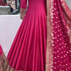 New Standard Beautiful Gown Dress Ne