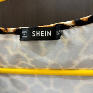 BRAND NEW SHEIN LEAPORD PRINT CROP TOP