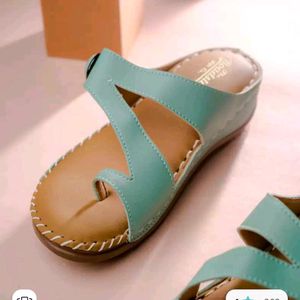 Roadster Sea Green And Beige Textured One Toe Flat