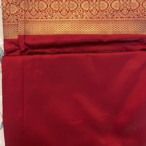 Red Saree With Blouse