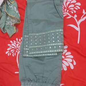 Kurta Set With Dupatta