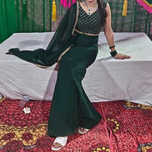 Skirt Or Blouse With Attached Dupatta