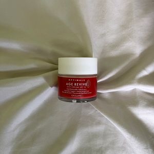 Optimals Age Revive Day cream With SPF 15