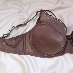 Brown Bra 40G And Red One 40 F