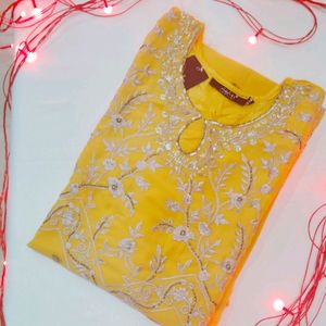 Elegant Yellow Embroidered Kurta