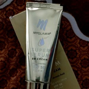 Myglamm Super Serum BB Cream With Hyaluronic Acid