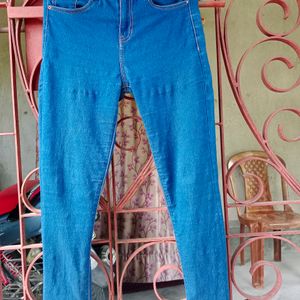 New Ivoc High-waisted Jeans 28