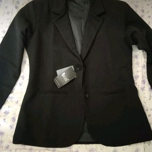 ***BLACK H&M BLAZER***