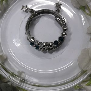 Chic Silver-Black Bracelt