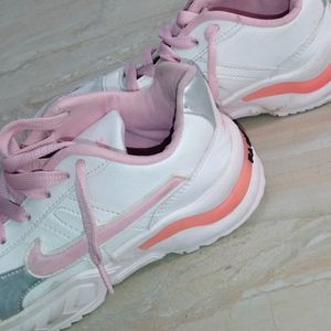 Sports Shoes (Xpert FASHION )