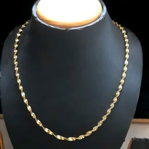 Fashionable chain