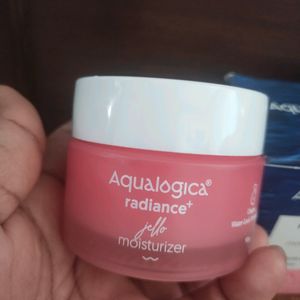 Aqualogica Moisturizer 🍉 & Niacinamide