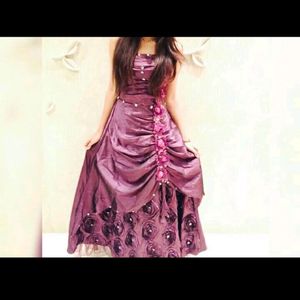 Long Gown New Never Used Party Dress 🟣💜