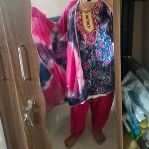 Kurti Sale.