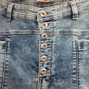 Slim Fit Fashionable Jeans