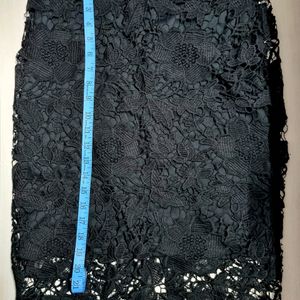 Black Lace Overlay Pencil Skirt PRELOVED Waist 30"