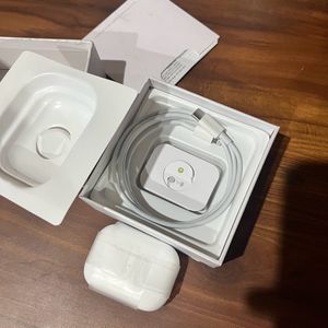 Apple AirPods Pro 2 Gen