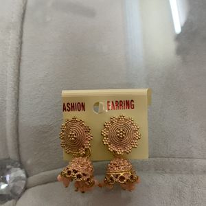 5 Pairs Of Earrings