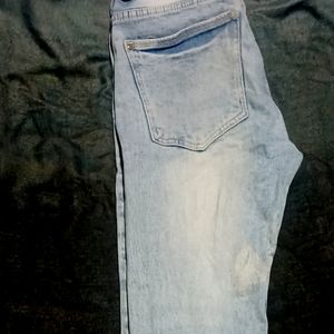 Fashionable Light Blue Jeans For Men