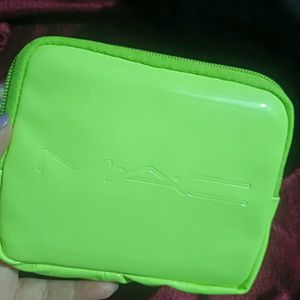 Mac Pouch