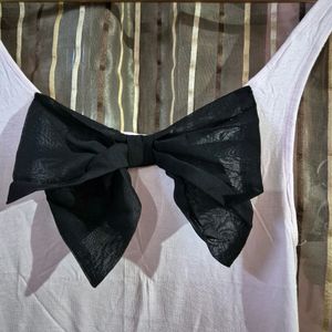 H&M Bow Top/Undershirt