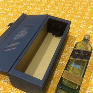 Blue Label Empty Bottle With Case 1 Litre