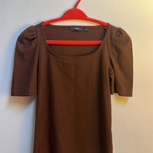 Brown Square Neck ribbed Top With Puffed Sleeves