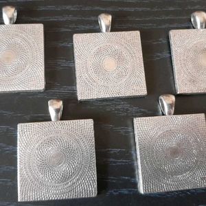 10 Resin Art Jewellery Moulds (Bezels)