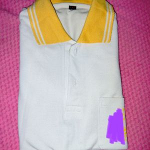 School Tshirt (Yellow House)