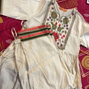 Kurta Set With Beautiful Design N Embroidery