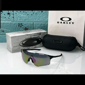 Oakley SUNGLASSES