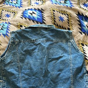 Women Traditional Denim Jacket