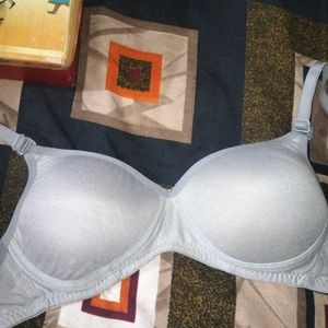 T shirt Bra 30C