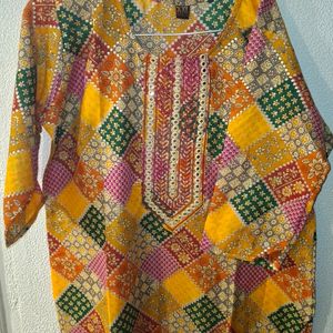 Beautiful Printed Kurti (Women's)