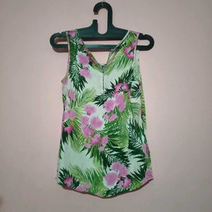 Sleeveless Top