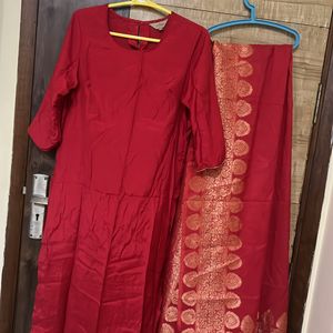 Anouk M Size Red Silk Kurta Set