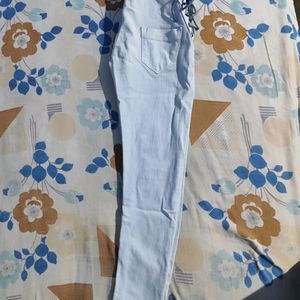 Light Blue Fashinable Jeans For Women