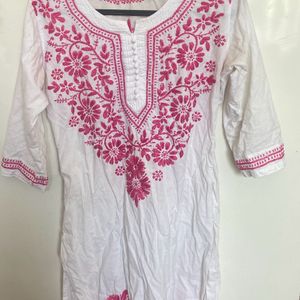 Short Chikankari Kurta