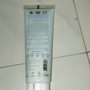 Combo Offer Of The Mom's Co Facewash