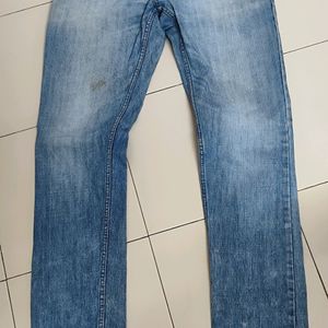 Men Blue Jeans.. Size 34